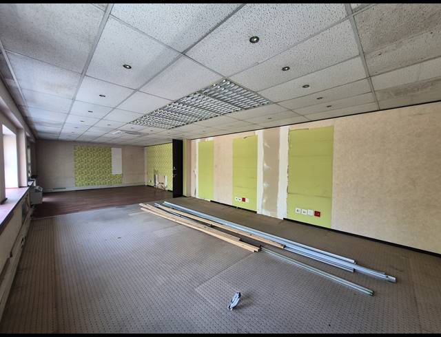 974M² OFFICE TO LET IN SANDTON CENTRAL